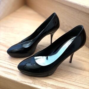 Gucci Black Patent Leather Stiletto Pumps